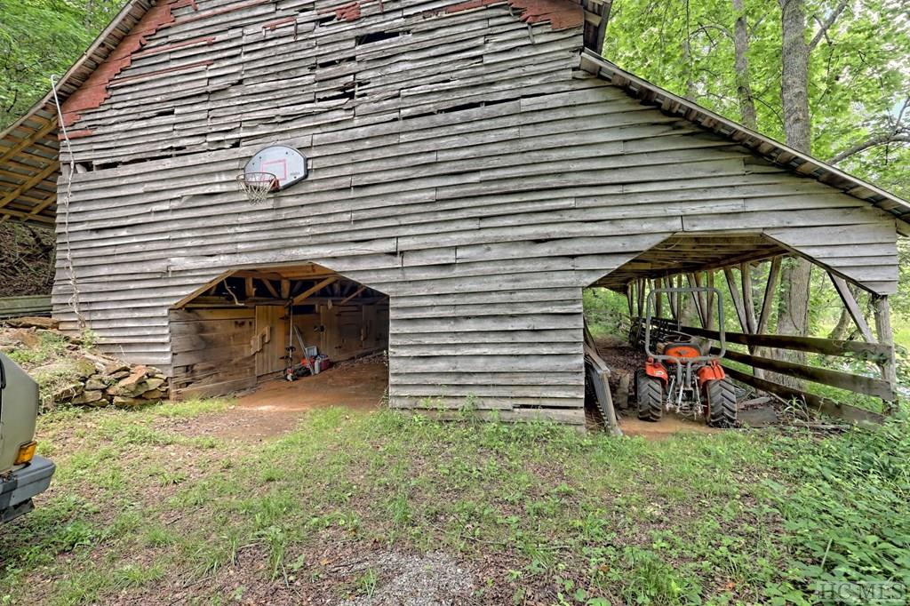 1222 Shope Road Otto, NC 28763 - Photo 39 of 57 Gallery Image 39