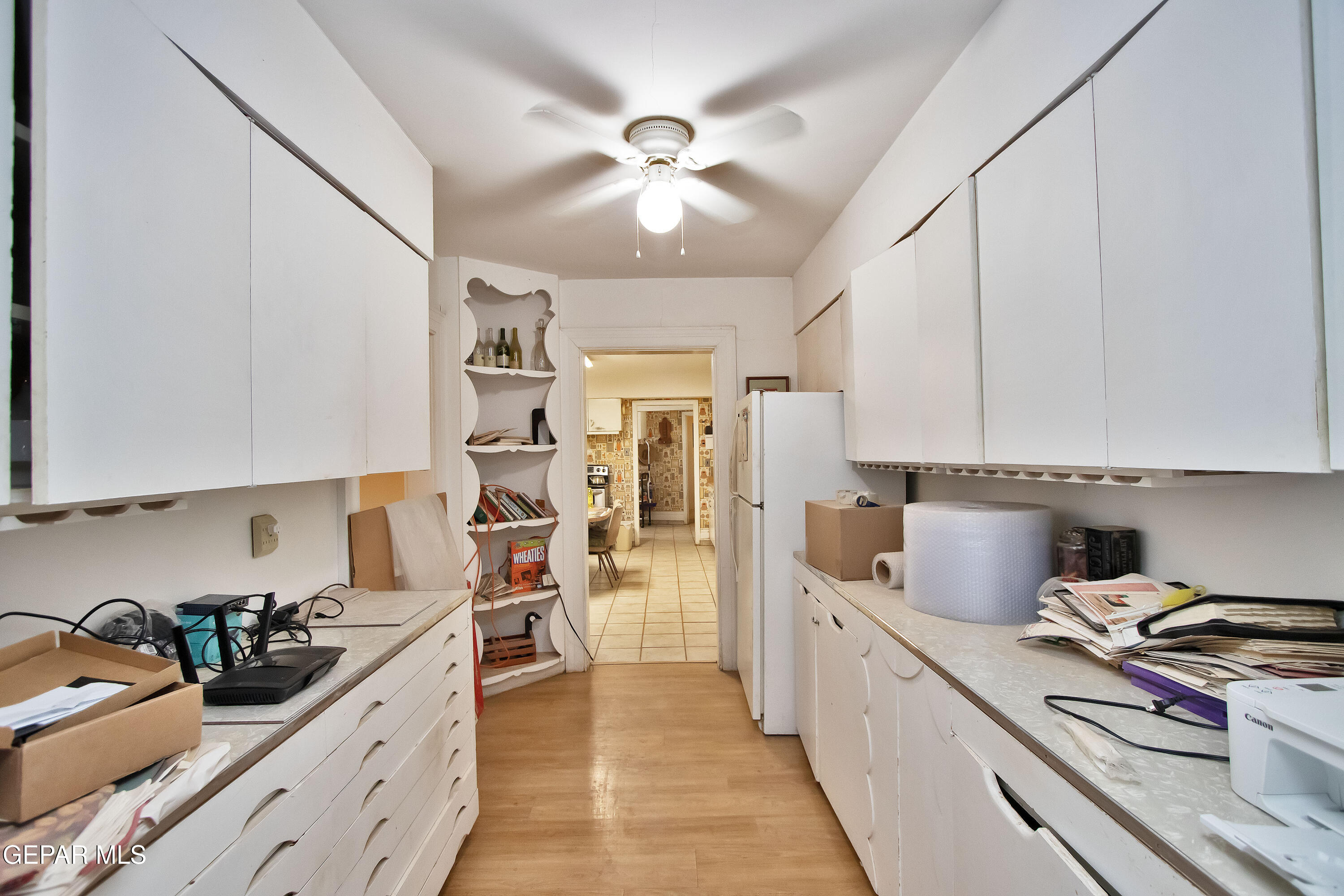 110 Southwest Creosote Road Out Of Service Area, OUT OF SERVICE AREA 99999 - Photo 57 of 101 Butlers Pantry