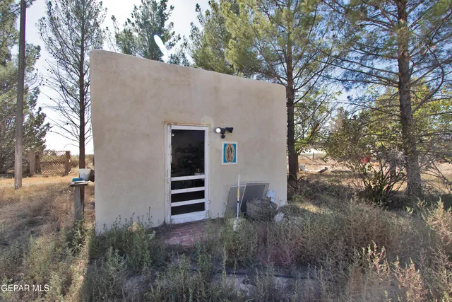 $299,950 | 110 Southwest Creosote Road, Out Of Service Area, OUT OF SERVICE AREA 99999