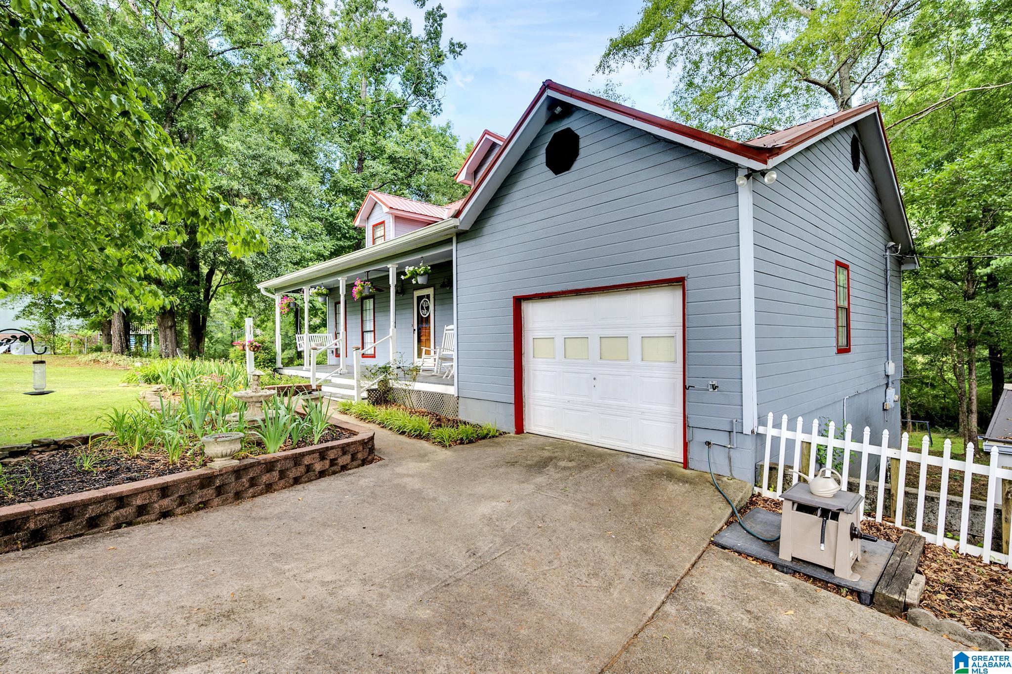 257 Mountain Woods Lake Road Warrior, AL 35180 - Photo 32 of 35