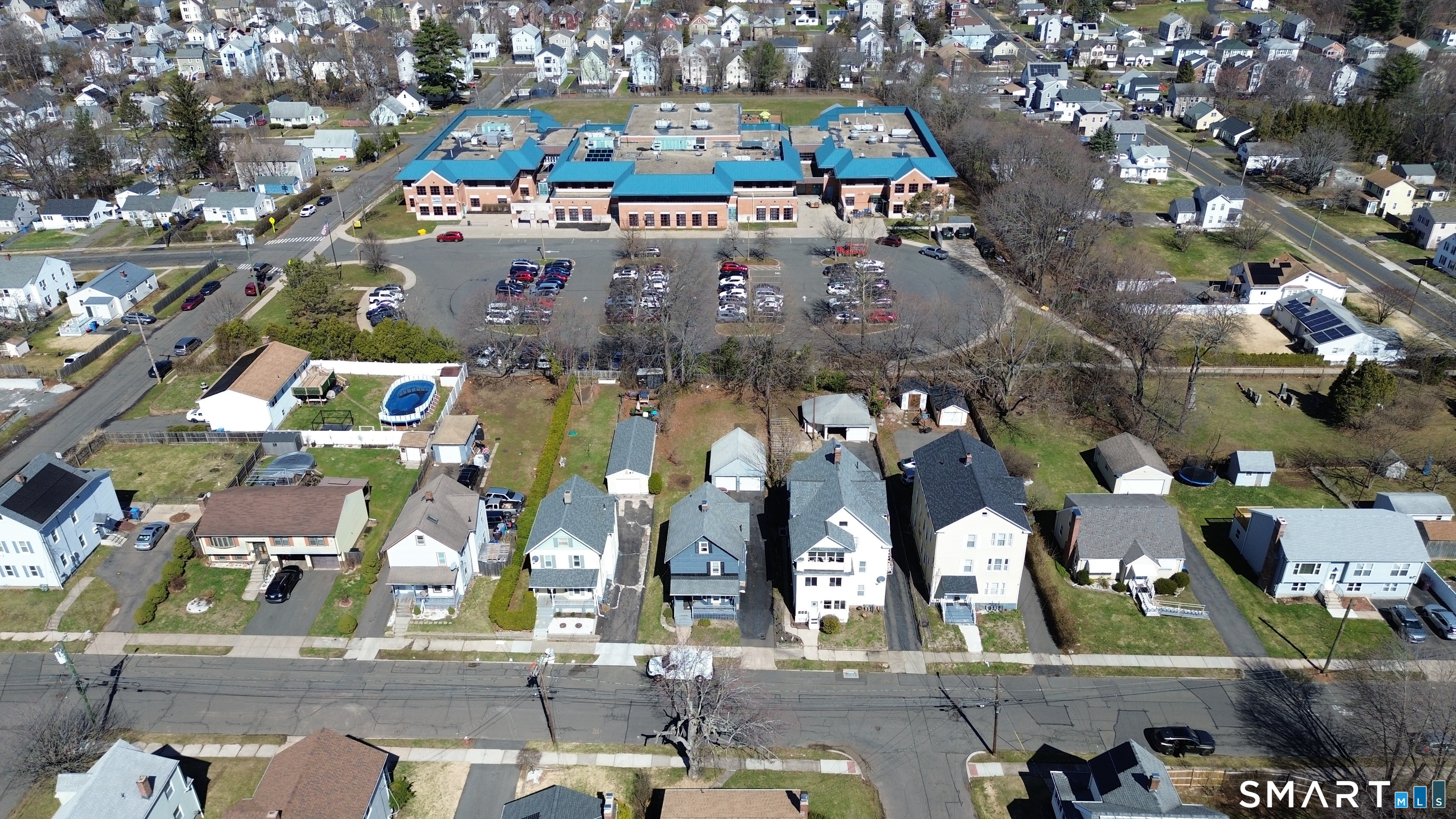 112 Austin Street New Britain, CT 06051 - Photo 37 of 40