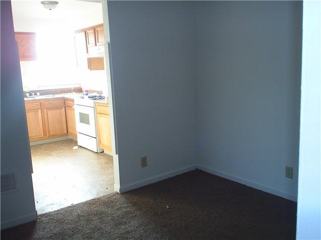 4986 Chatterton Road Columbus, OH 43232 - Photo 11 of 16 Gallery Image 11
