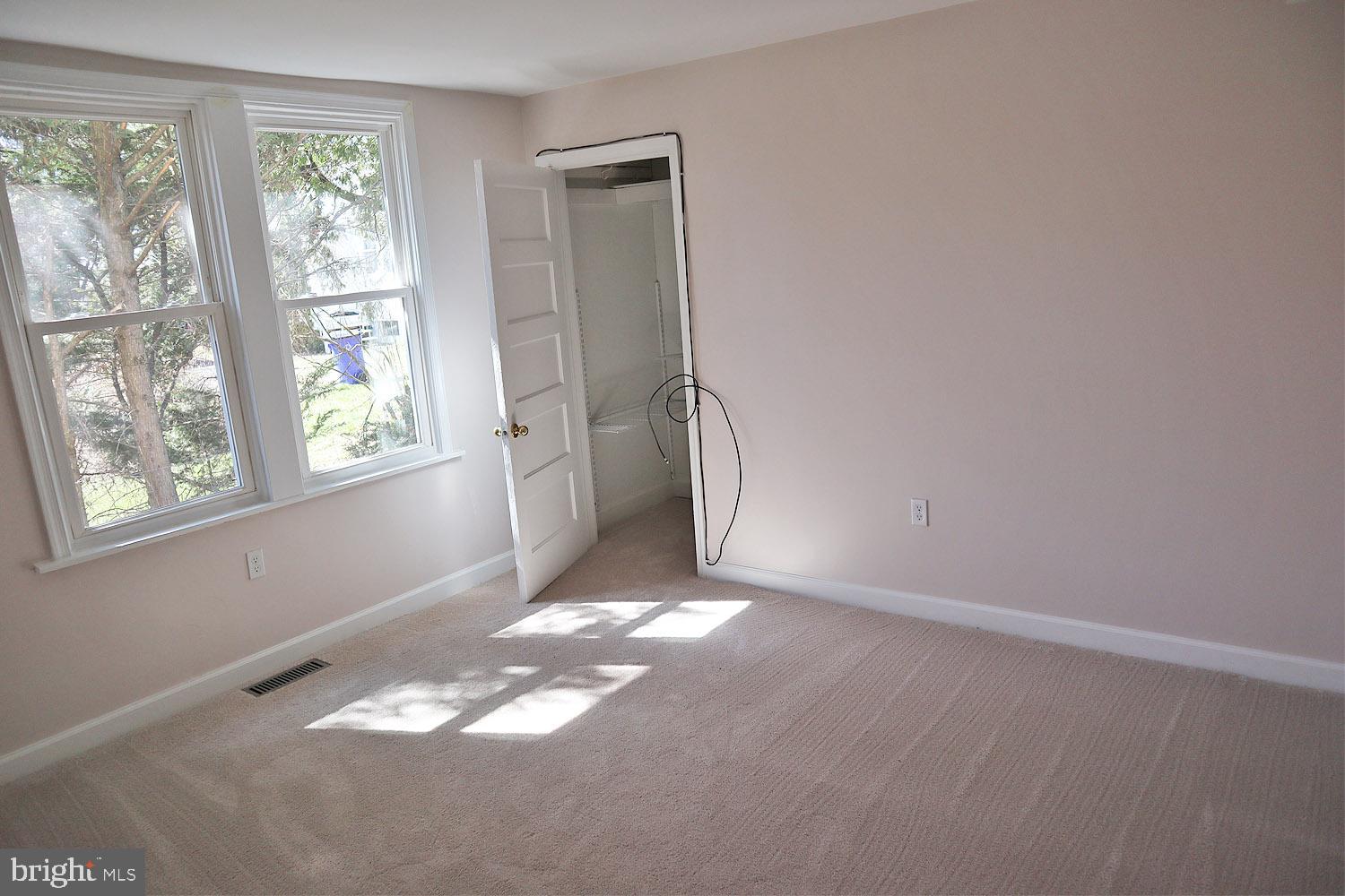 1082 Rocky Springs Road Frederick, MD 21702 - Photo 19 of 31 Gallery Image 19