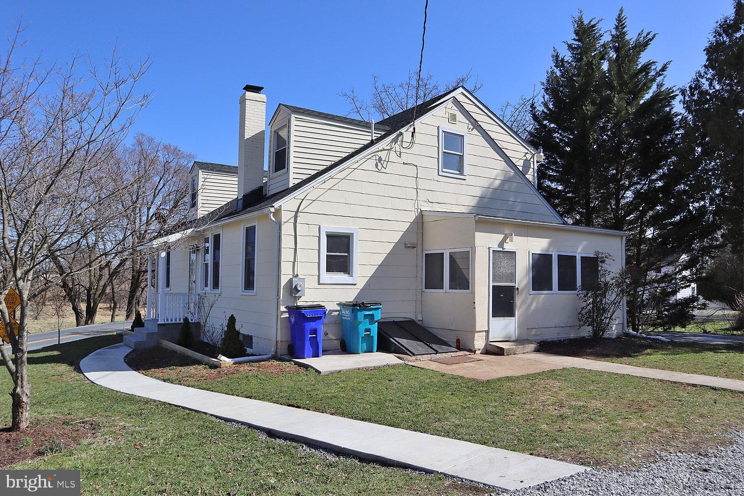 1082 Rocky Springs Road Frederick, MD 21702 - Photo 3 of 31 Gallery Image 3