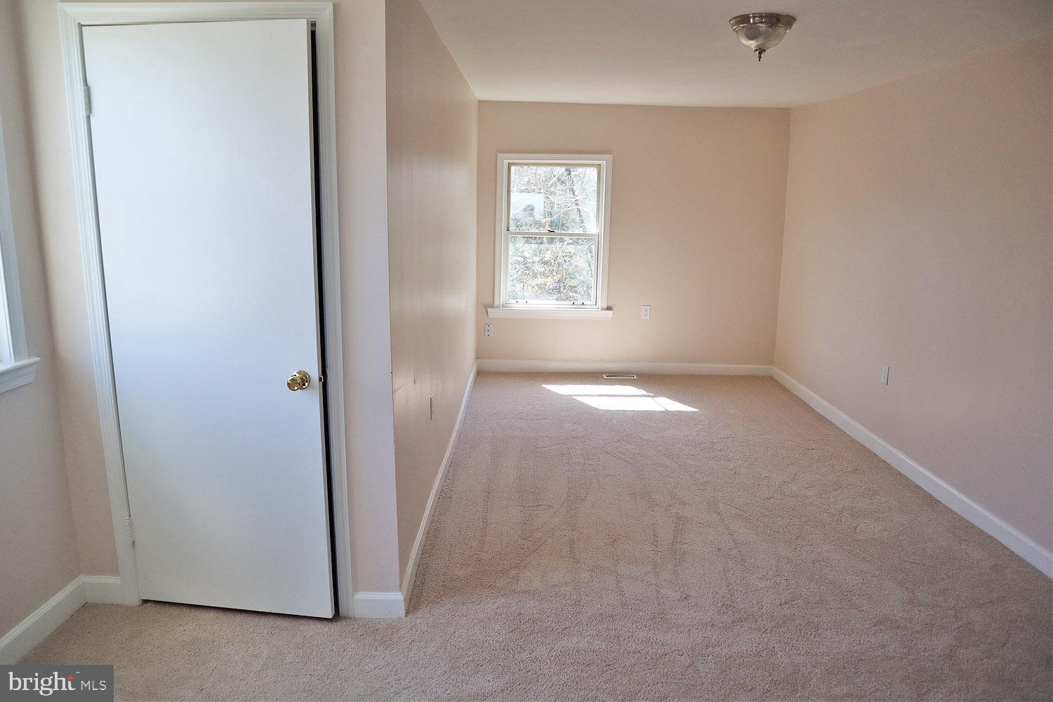 1082 Rocky Springs Road Frederick, MD 21702 - Photo 23 of 31 Gallery Image 23