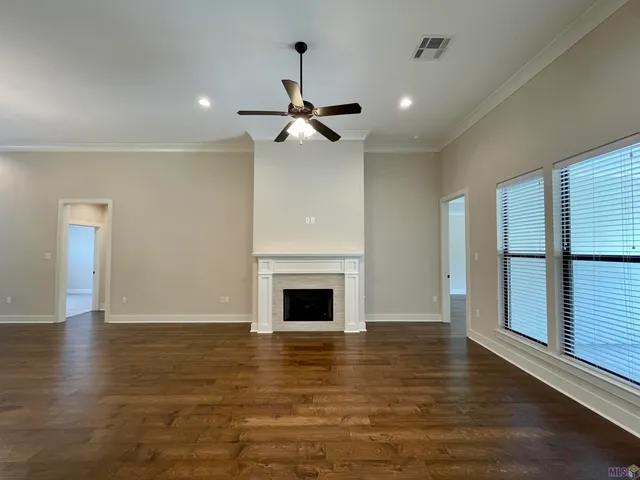 $2,550 | 16512 Villa Brielle Avenue, Baton Rouge, LA 70817