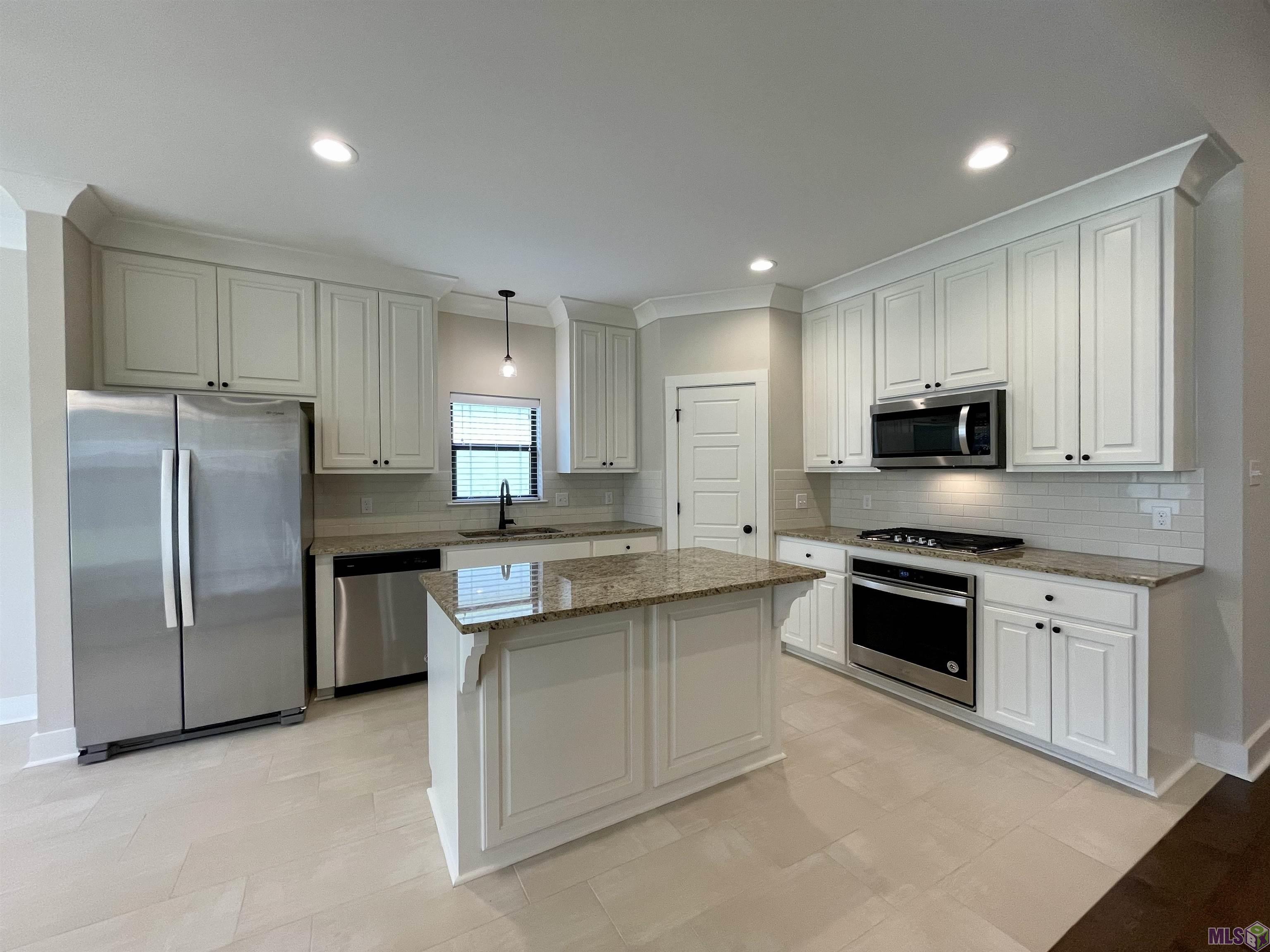 16512 Villa Brielle Avenue Baton Rouge, LA 70817 - Photo 6 of 13