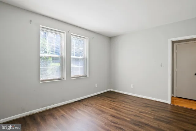 $1,900 | 1721 Queens Lane, Unit 1103, Arlington, VA 22201