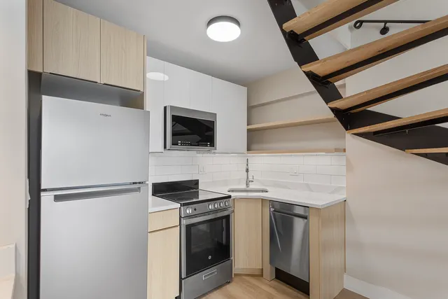 $2,495 | 6166 North Sheridan Road, Unit 26G, Chicago, IL 60660