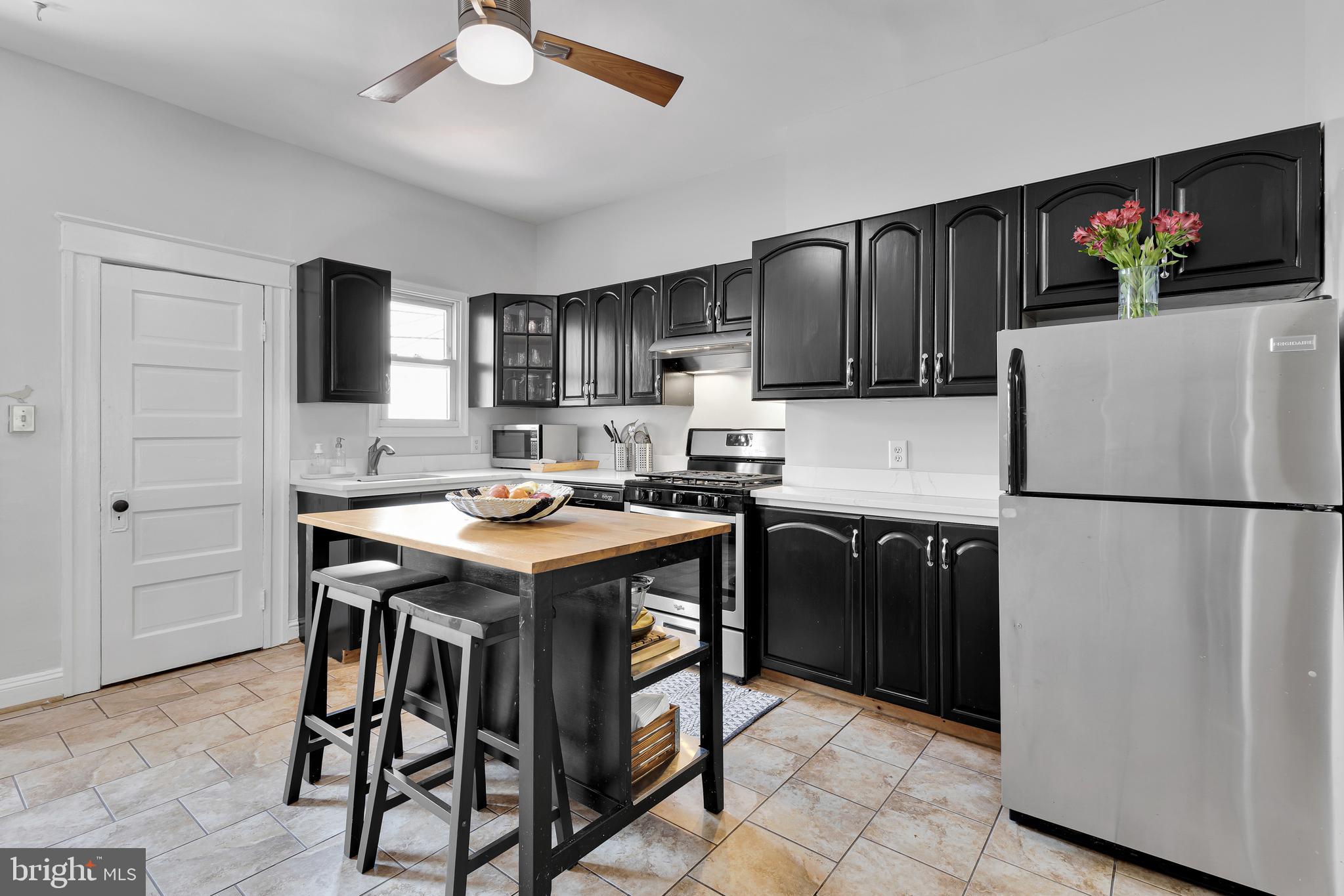 4122 Falls Road Baltimore, MD 21211 - Photo 10 of 33 Gallery Image 10