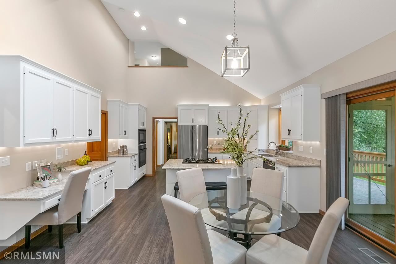 6340 Murray Hill Road Chanhassen, MN 55331 - Photo 13 of 48 Gallery Image 13