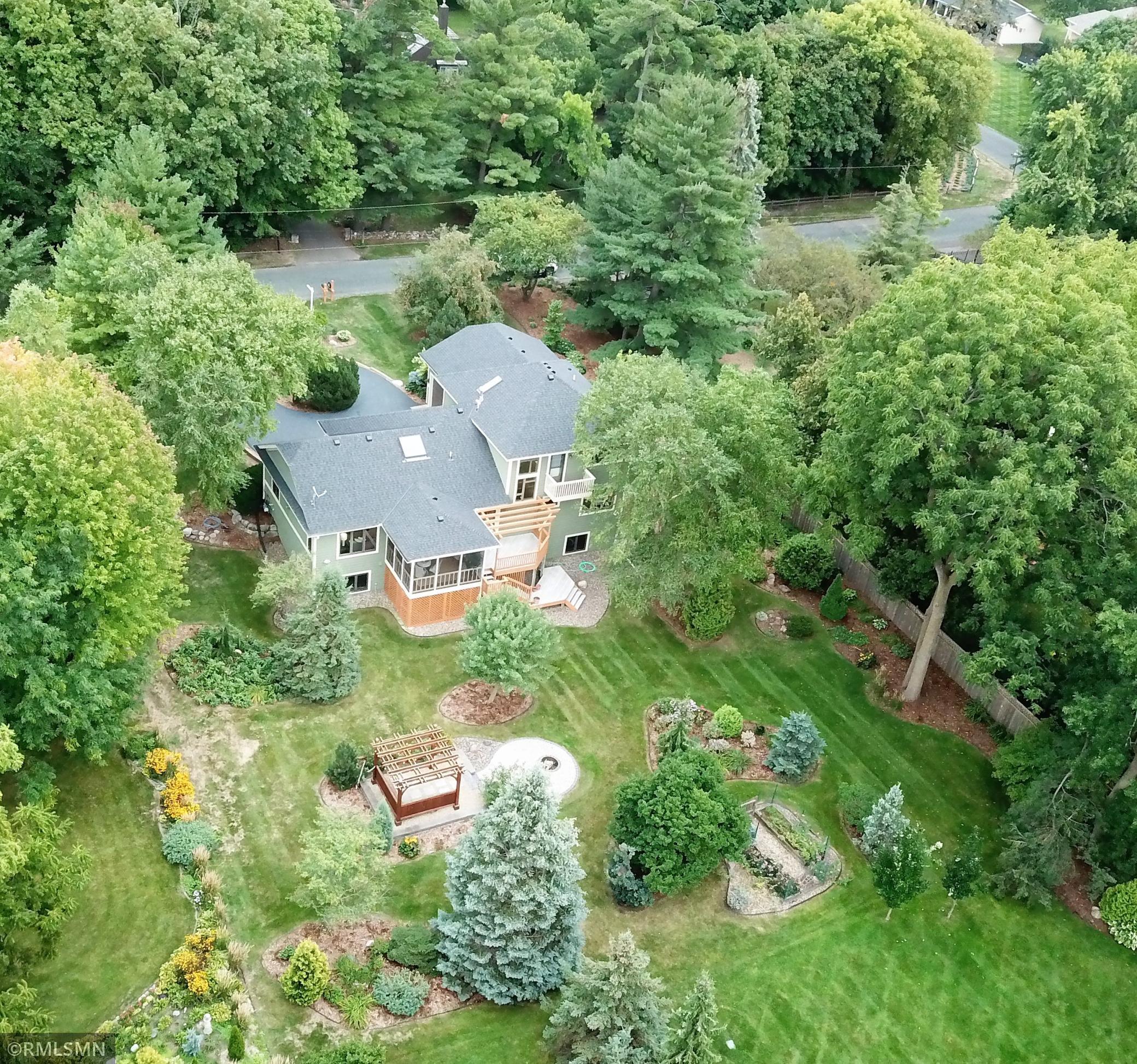 6340 Murray Hill Road Chanhassen, MN 55331 - Photo 3 of 48 Gallery Image 3