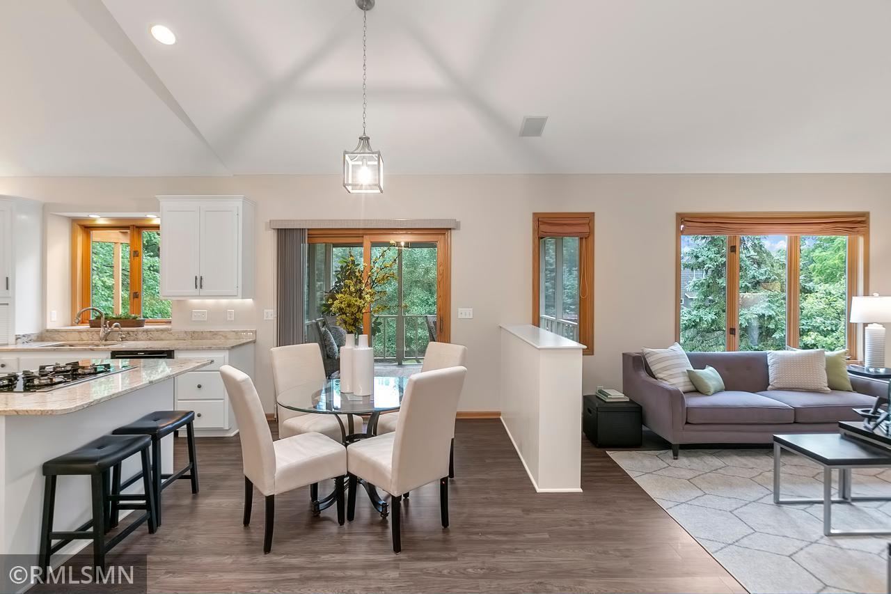 6340 Murray Hill Road Chanhassen, MN 55331 - Photo 4 of 48 Gallery Image 4