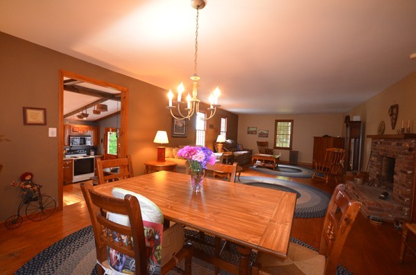 9 North Hillside Road Deerfield, MA 01373 - Photo 8 of 29 Gallery Image 8