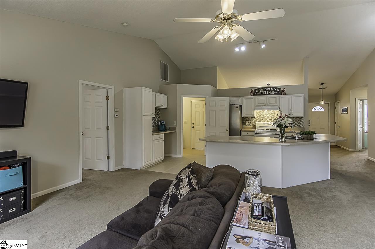 260 Rivers Edge Drive Easley, SC 29642 - Photo 10 of 30 Gallery Image 10