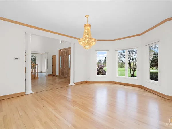 $1,050,000 | 22898 North Foxtail Drive, Kildeer, IL 60047