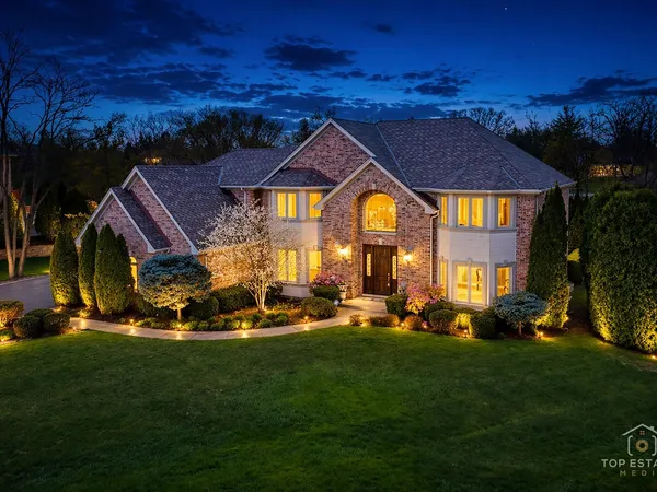 $1,050,000 | 22898 North Foxtail Drive, Kildeer, IL 60047