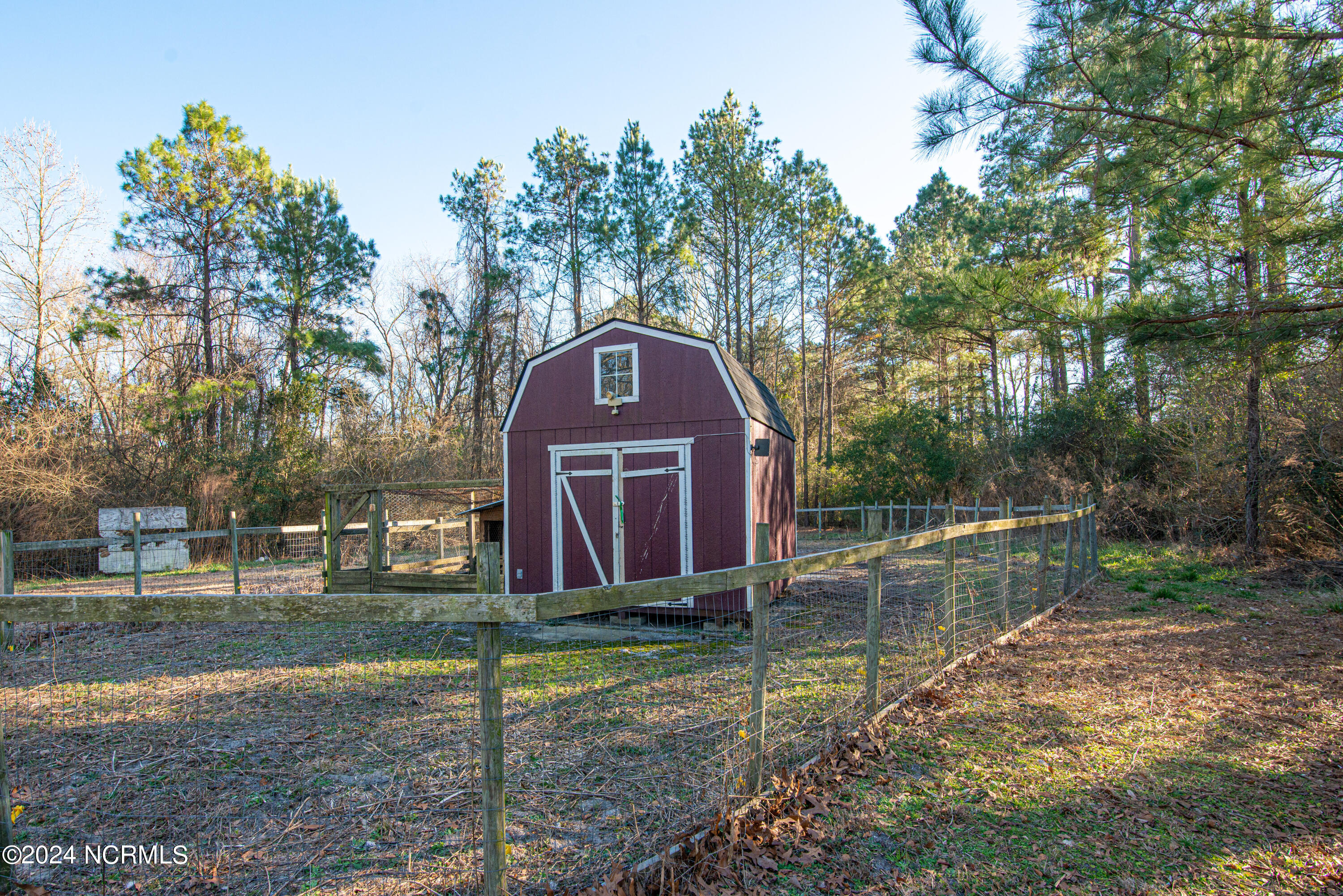 531 Fowler Manning Road Richlands, NC 28574 - Photo 29 of 35 DSC_9339