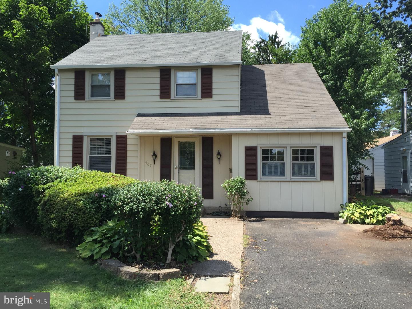 407 North Warminster Road Hatboro, PA 19040 - Photo 1 of 7 Gallery Image 1