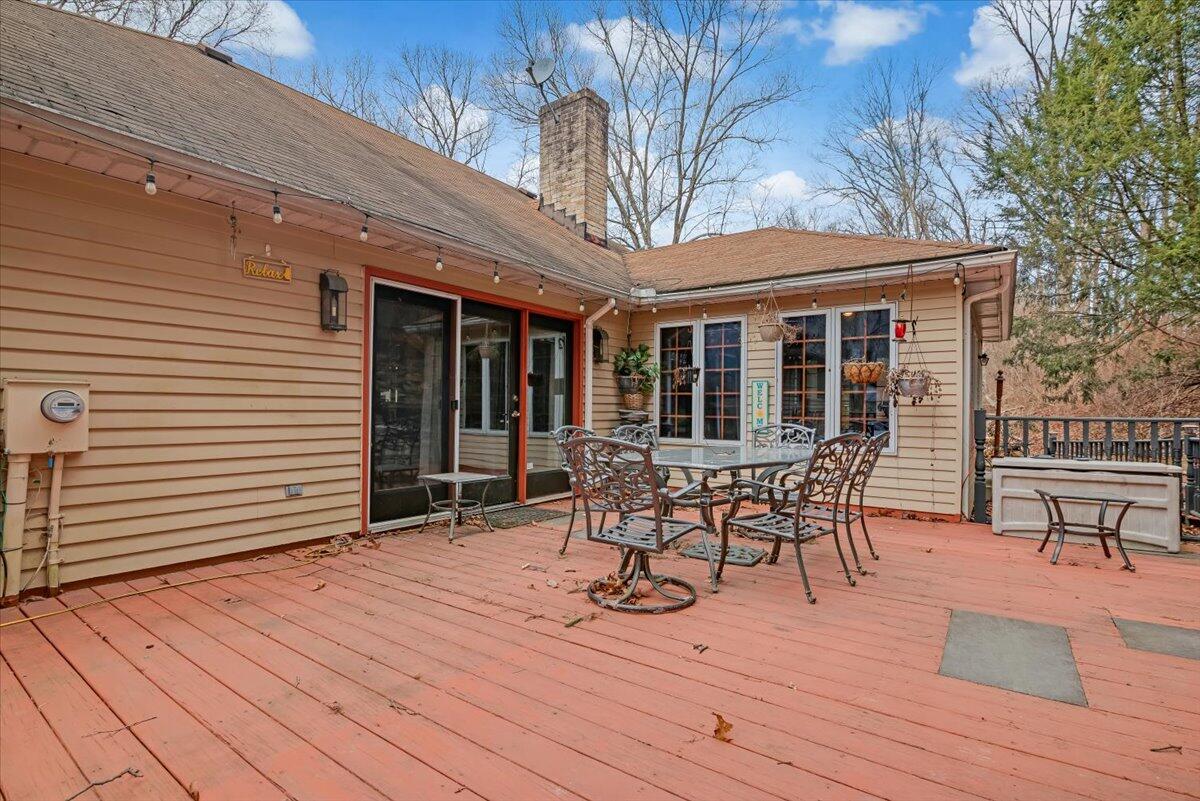 564 Hickory Valley Road Stroudsburg, PA 18360 - Photo 44 of 54 51-Photo Mar 12 2025, 9 47 54 AM