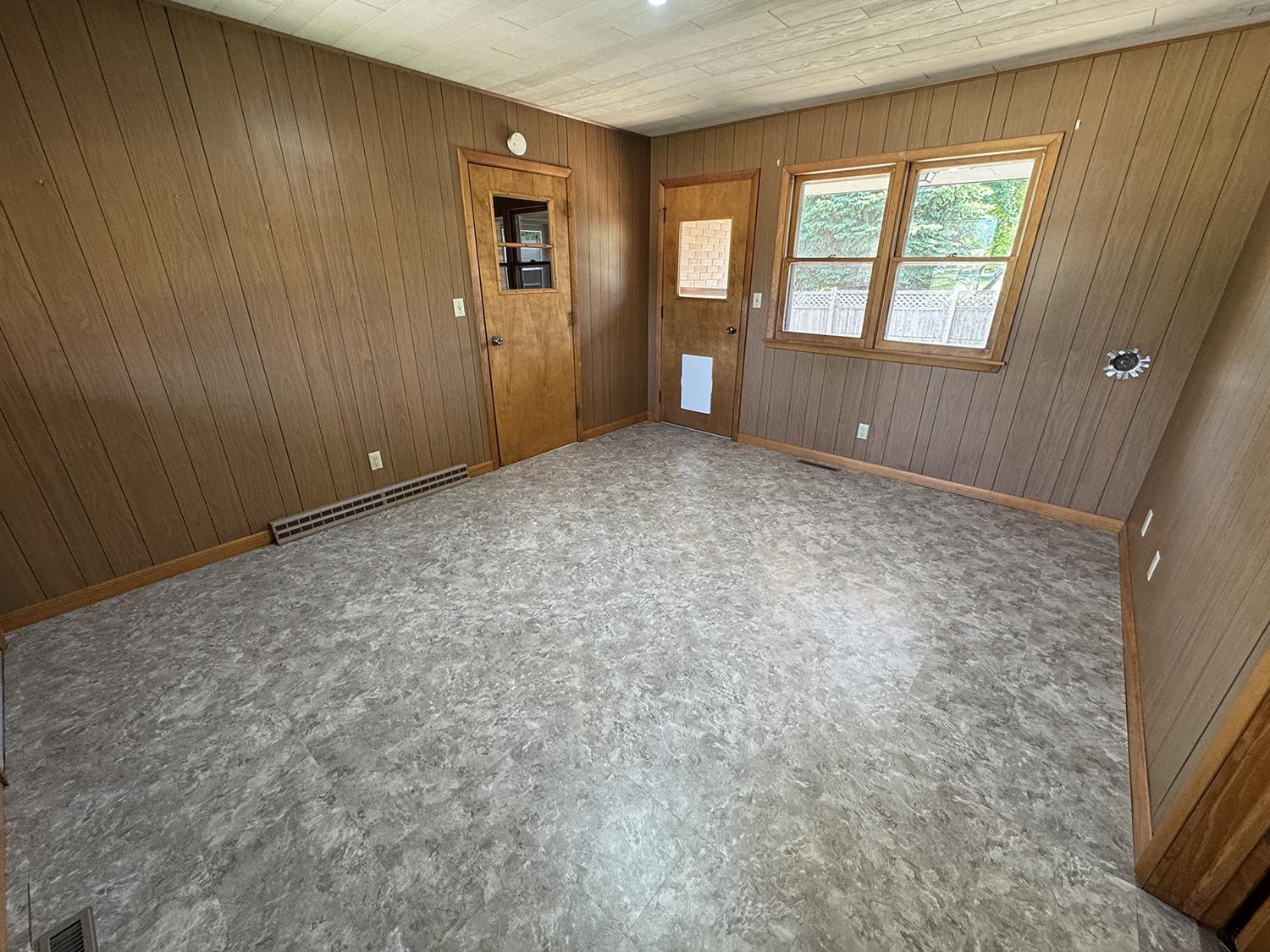 401 South Ridge Street Shannon, IL 61078 - Photo 30 of 40 Gallery Image 30