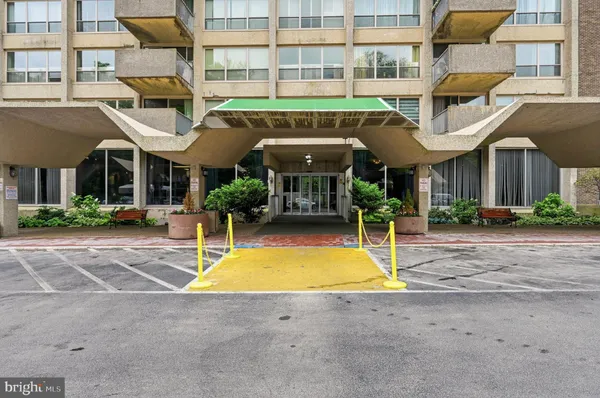 $85,000 | 1001 City Avenue, Unit E307, Wynnewood, PA 19096