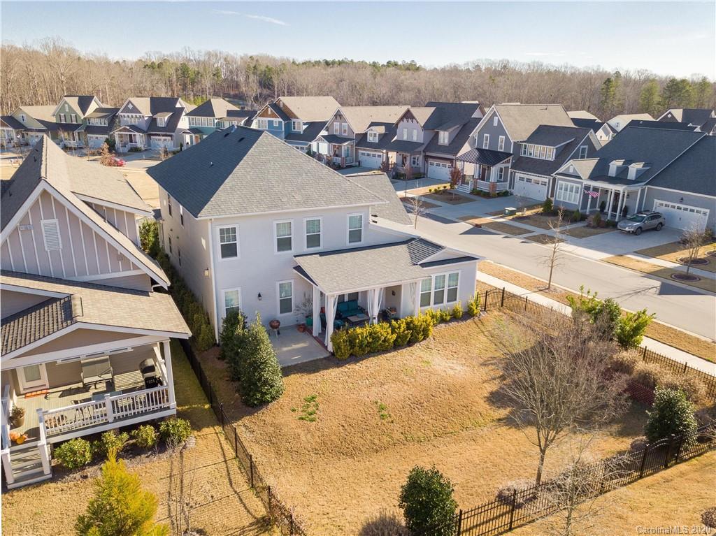 230 June Bug Lane Fort Mill, SC 29708 - Photo 7 of 38 Gallery Image 7