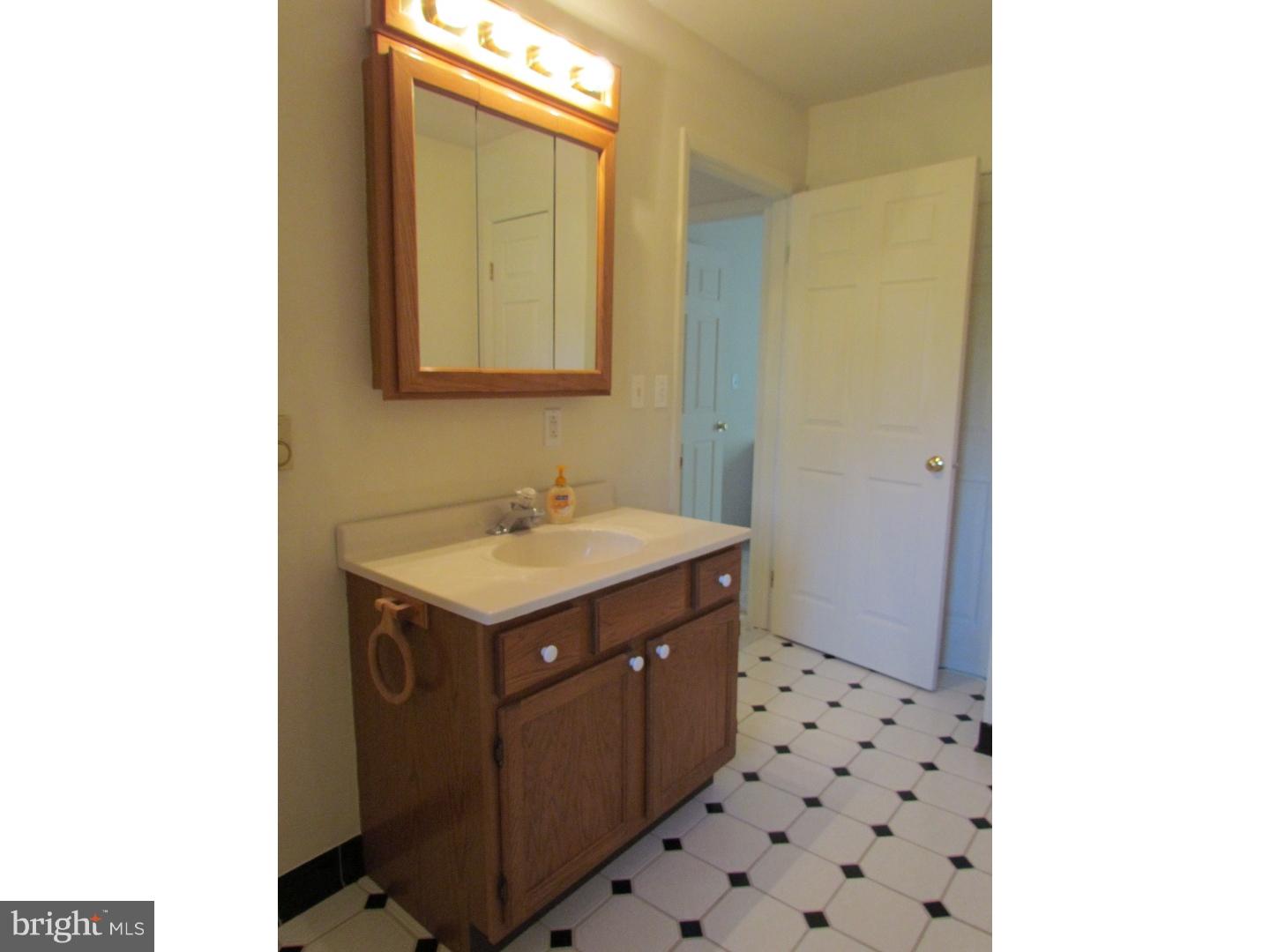 5713 Clymer Road Quakertown, PA 18951 - Photo 15 of 24 Gallery Image 15