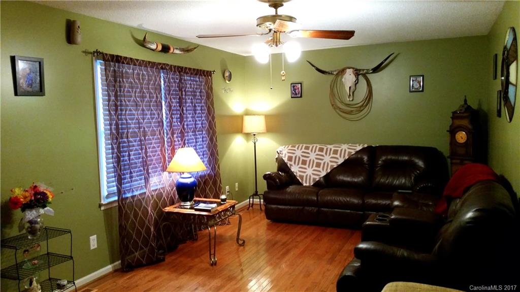 3256 Harmon Road Lincolnton, NC 28092 - Photo 2 of 14 Gallery Image 2