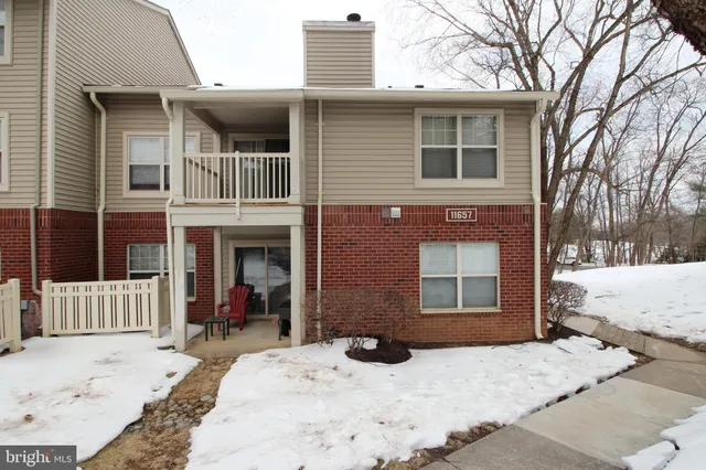 $2,295 | 11657 D Chesterfield Court, Reston, VA 20190