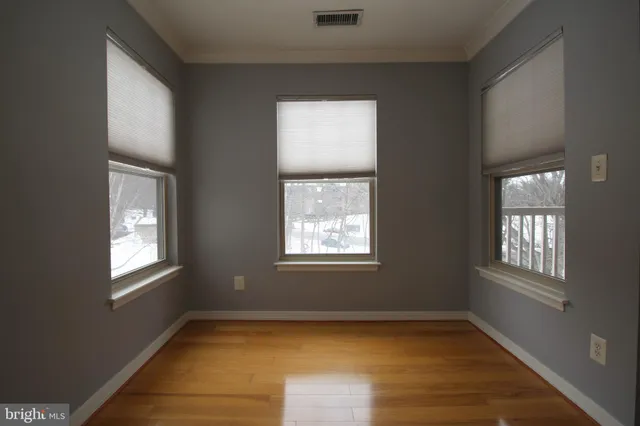 $2,295 | 11657 D Chesterfield Court, Reston, VA 20190