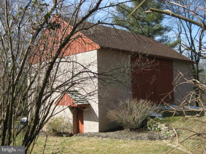 364 Fulmer Road Pottstown, PA 19465 - Photo 25 of 25 Barn