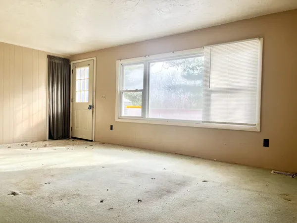 $89,900 | 135 Old Miller Place, Angola, IN 46703