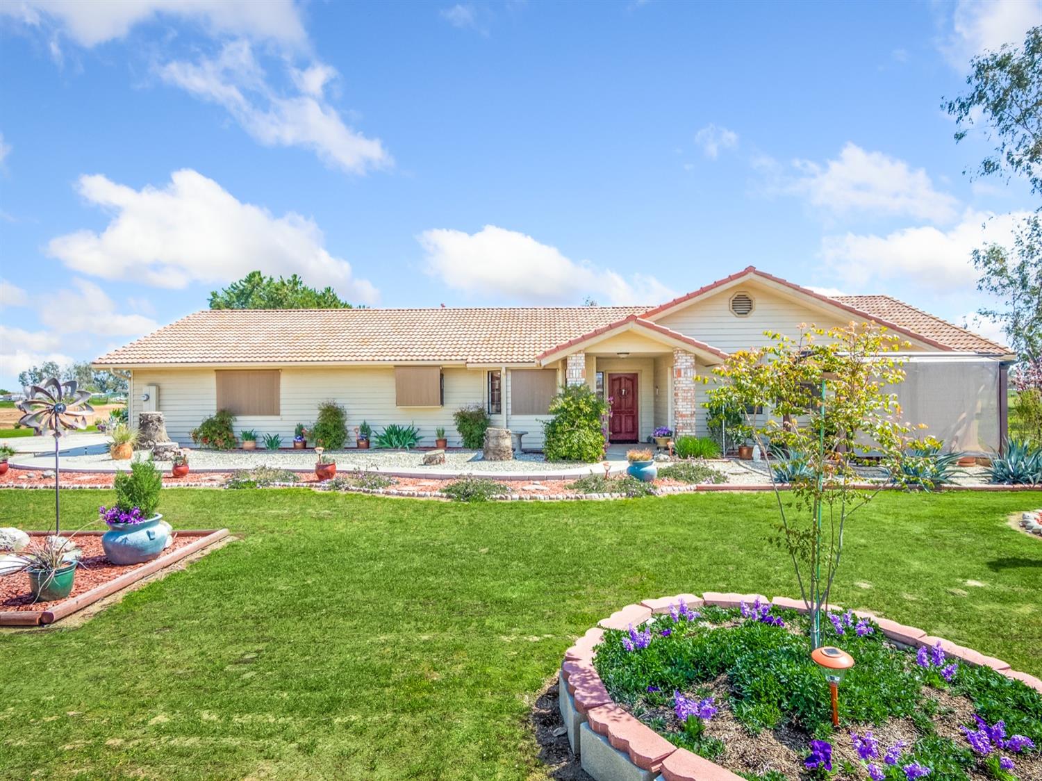 20805 Olympia Road Madera, CA 93638 - Photo 1 of 30 Gallery Image 1