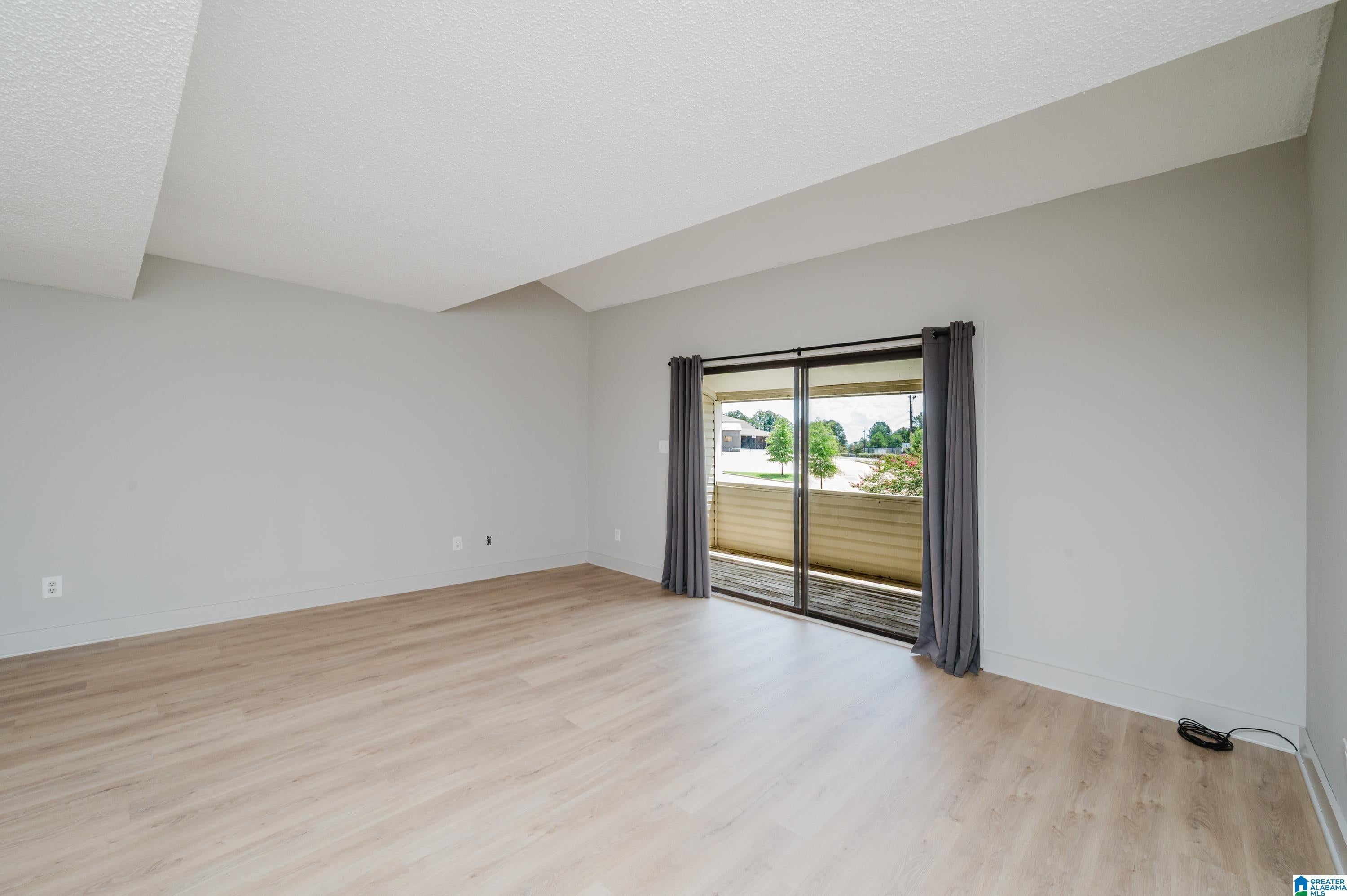 405 Running Brook Road, Unit 405 Hoover, AL 35226 - Photo 12 of 42 Gallery Image 12