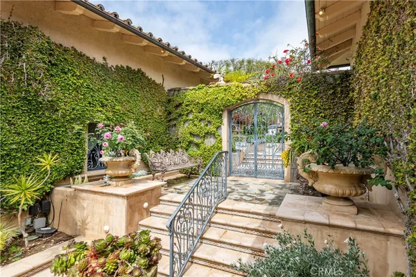 $8,950,000 | 71 Marguerite Drive, Rancho Palos Verdes, CA 90275
