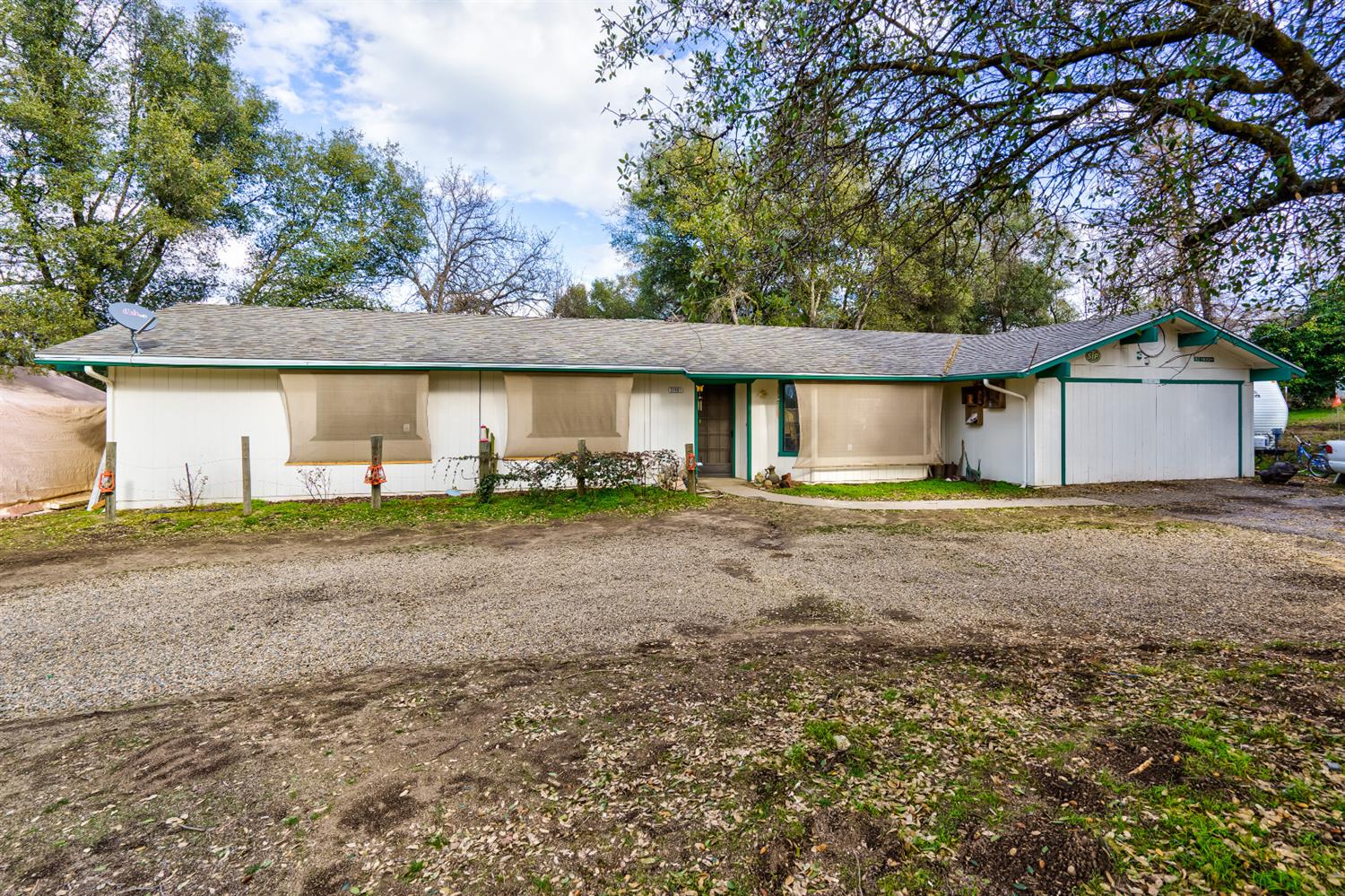 31901 Cherokee Road Coarsegold, CA 93614 - Photo 1 of 35 Gallery Image 1