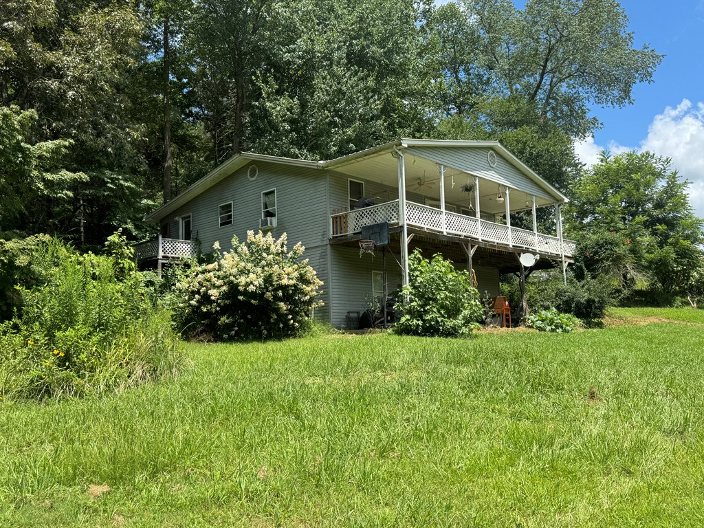 24 Doe Run Suches, GA 30572 - Photo 39 of 46 a front view of house with yard and green space