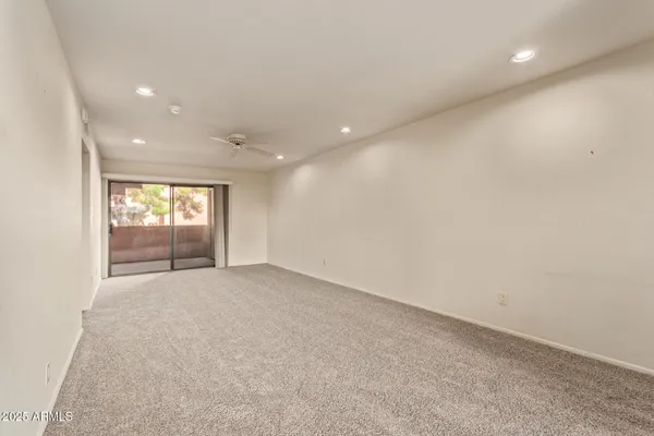 $219,000 | 12222 North Paradise Village Parkway West, Unit 429, Phoenix, AZ 85032