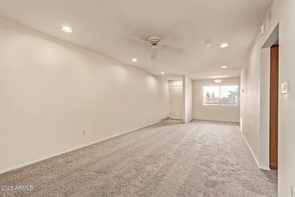 $219,000 | 12222 North Paradise Village Parkway West, Unit 429, Phoenix, AZ 85032