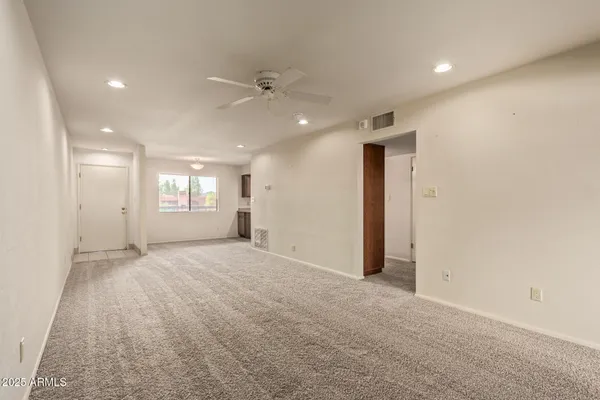 $219,000 | 12222 North Paradise Village Parkway West, Unit 429, Phoenix, AZ 85032