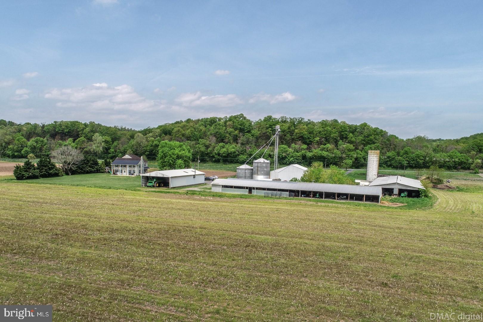 15133 Bottom Road Williamsport, MD 21795 - Photo 14 of 84 Gallery Image 14