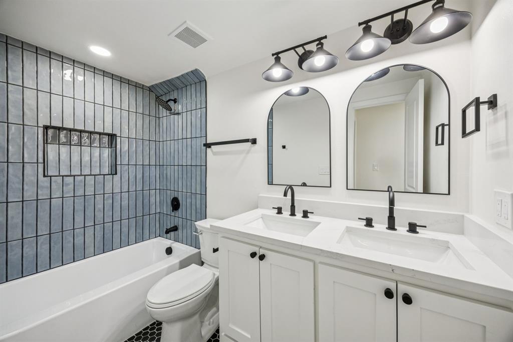 3115 Whirlaway Road Dallas, TX 75229 - Photo 20 of 28 Full bath with shower / bathtub combination, double vanity, and recessed lighting