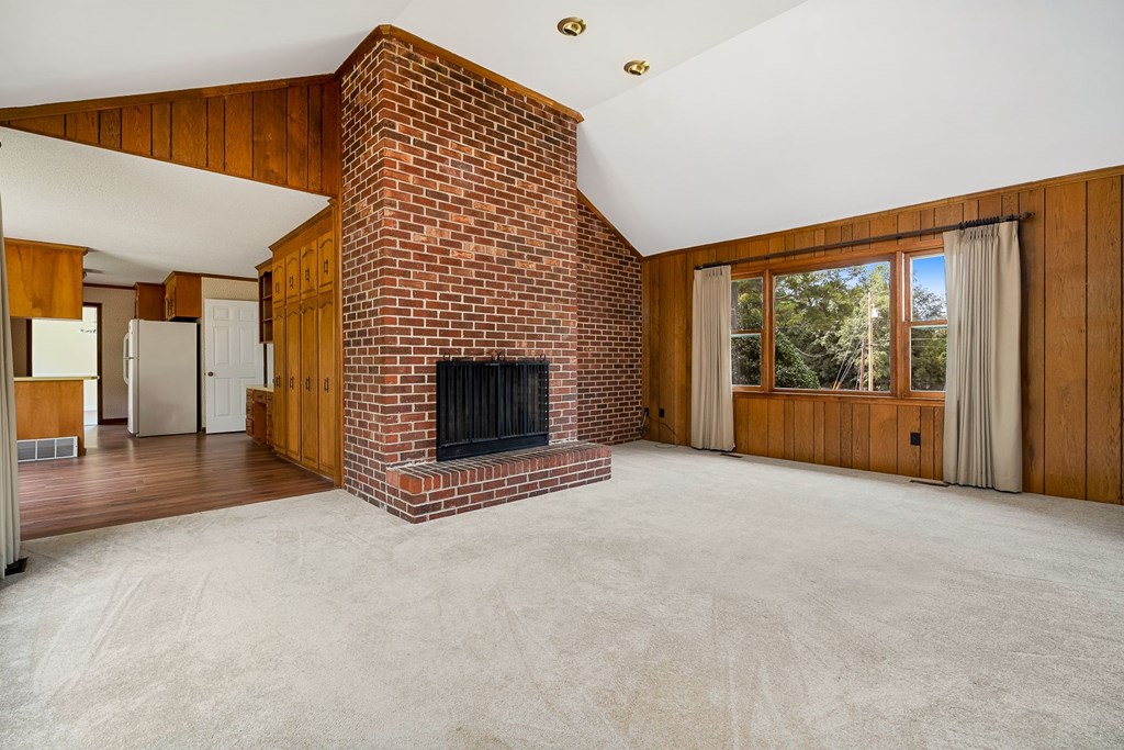 157 Crescent Road Greenwood, SC 29649 - Photo 13 of 30 Gallery Image 13