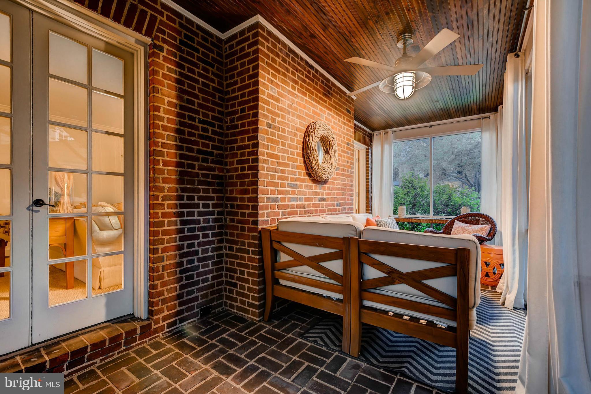 202 Upnor Road Baltimore, MD 21212 - Photo 14 of 30 Sunroom