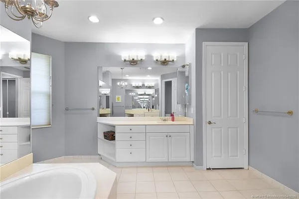 $950,000 | 4441 Southwest Long Bay Drive, Palm City, FL 34990