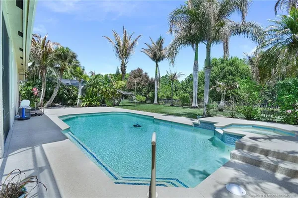 $950,000 | 4441 Southwest Long Bay Drive, Palm City, FL 34990
