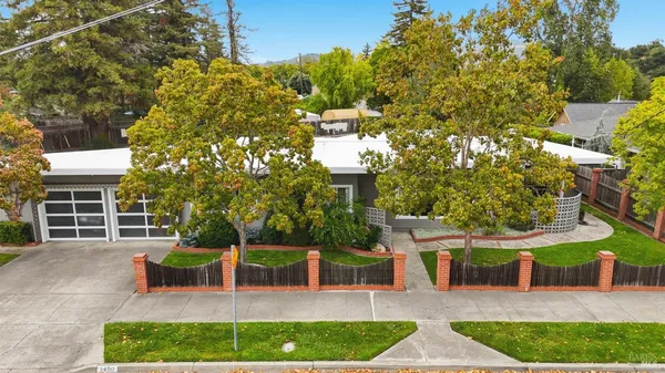 $750,000 | 2490 Main Street, Napa, CA 94558