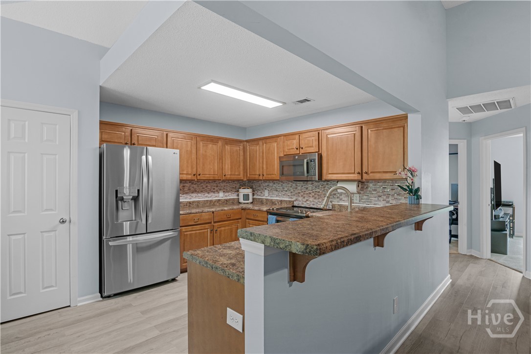 86 Yellow Jasmine Court Pooler, GA 31322 - Photo 6 of 23 Kitchen