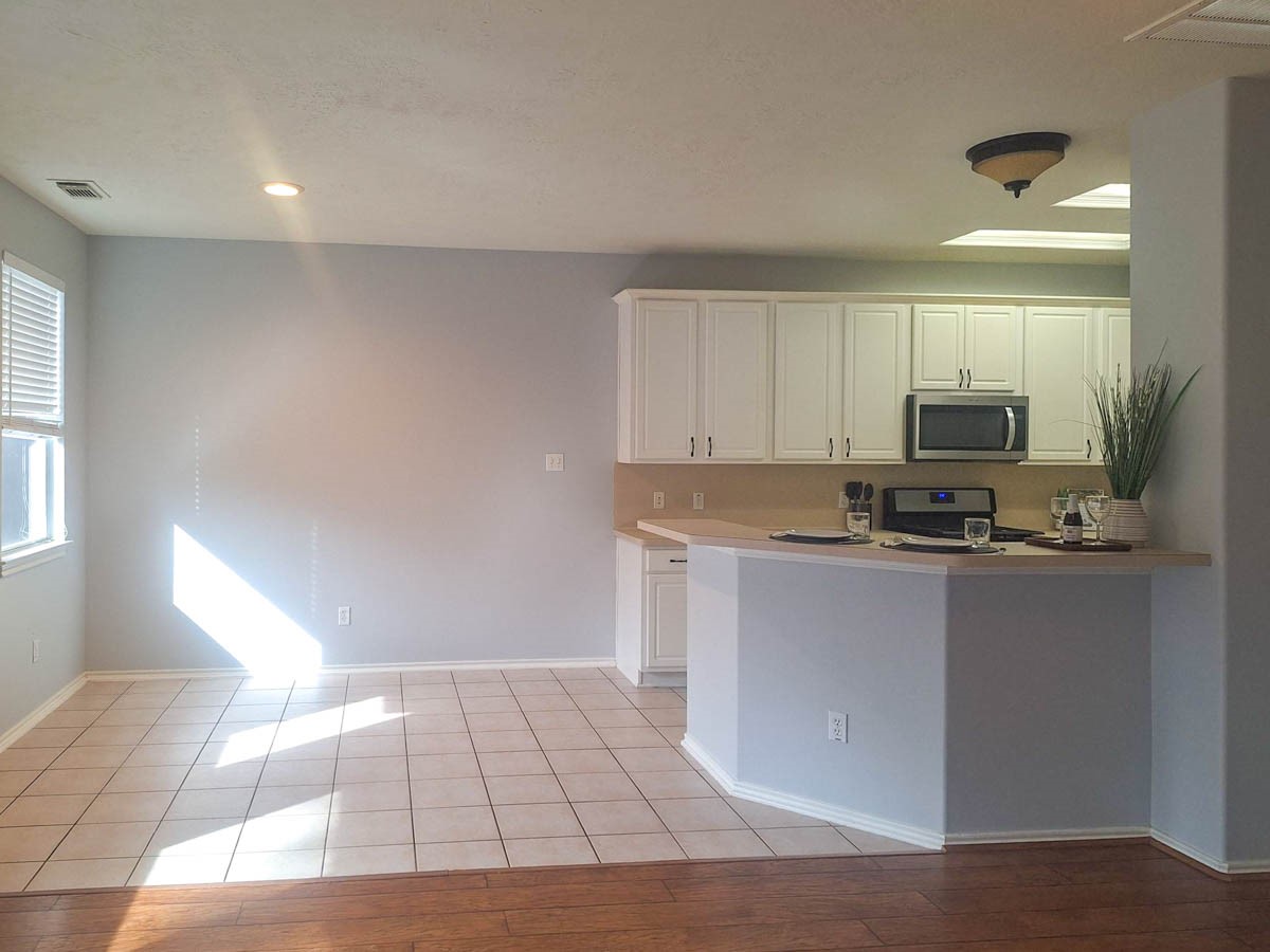 27 Summer Haze Circle Spring, TX 77382 - Photo 5 of 26 OPEN LIVING AREA